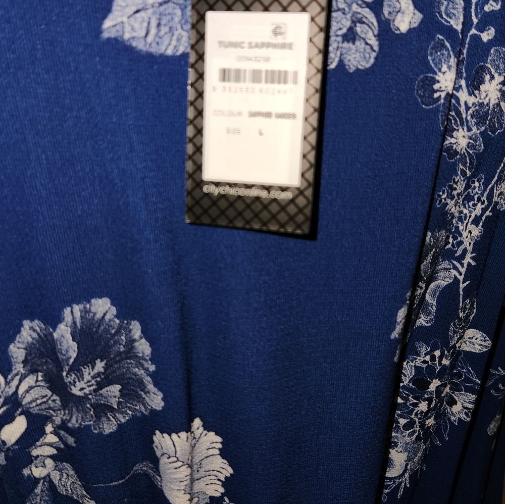 NWT ! CITY CHIC DRESS. - Picture 6 of 6